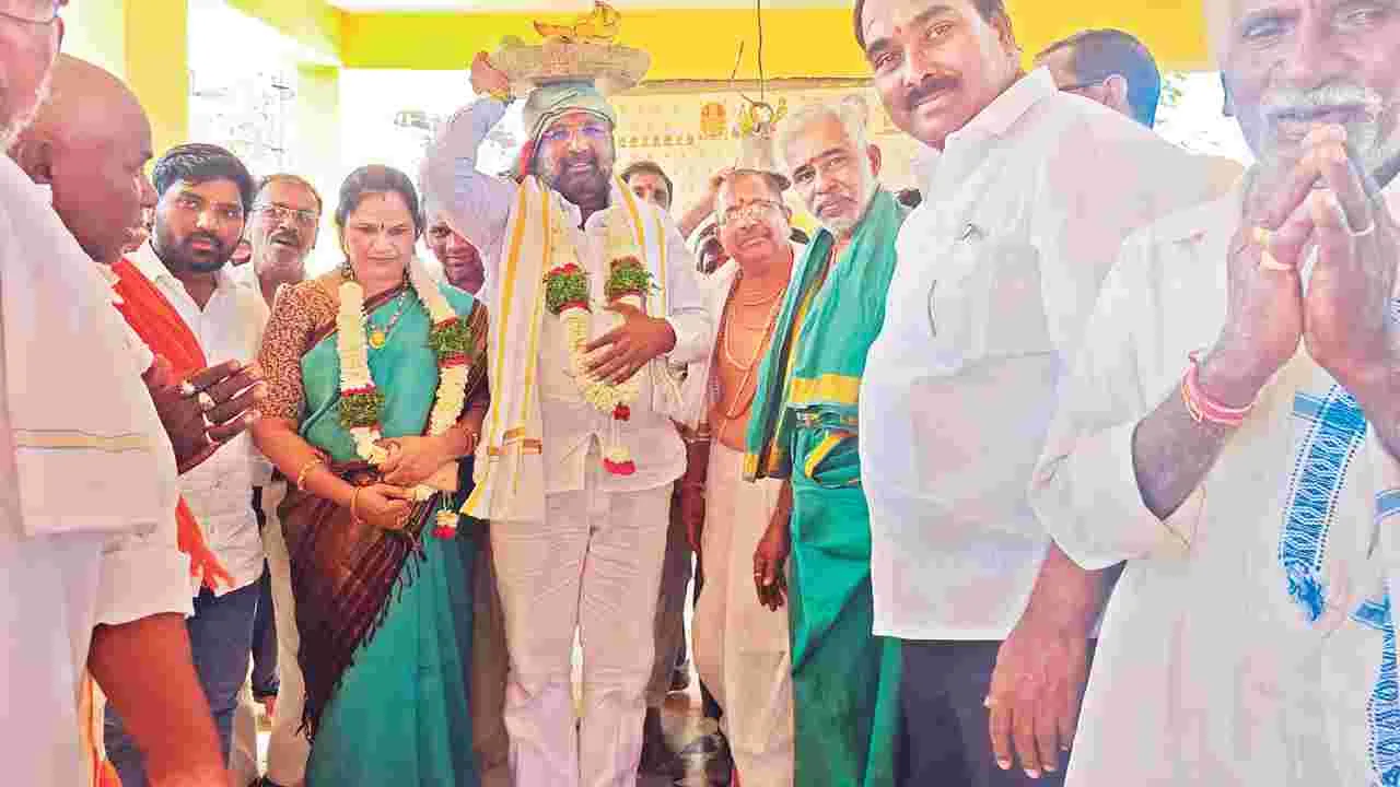 ఘనంగా గట్టు తిమ్మప్ప, గుంటి రంగస్వామి జాతర