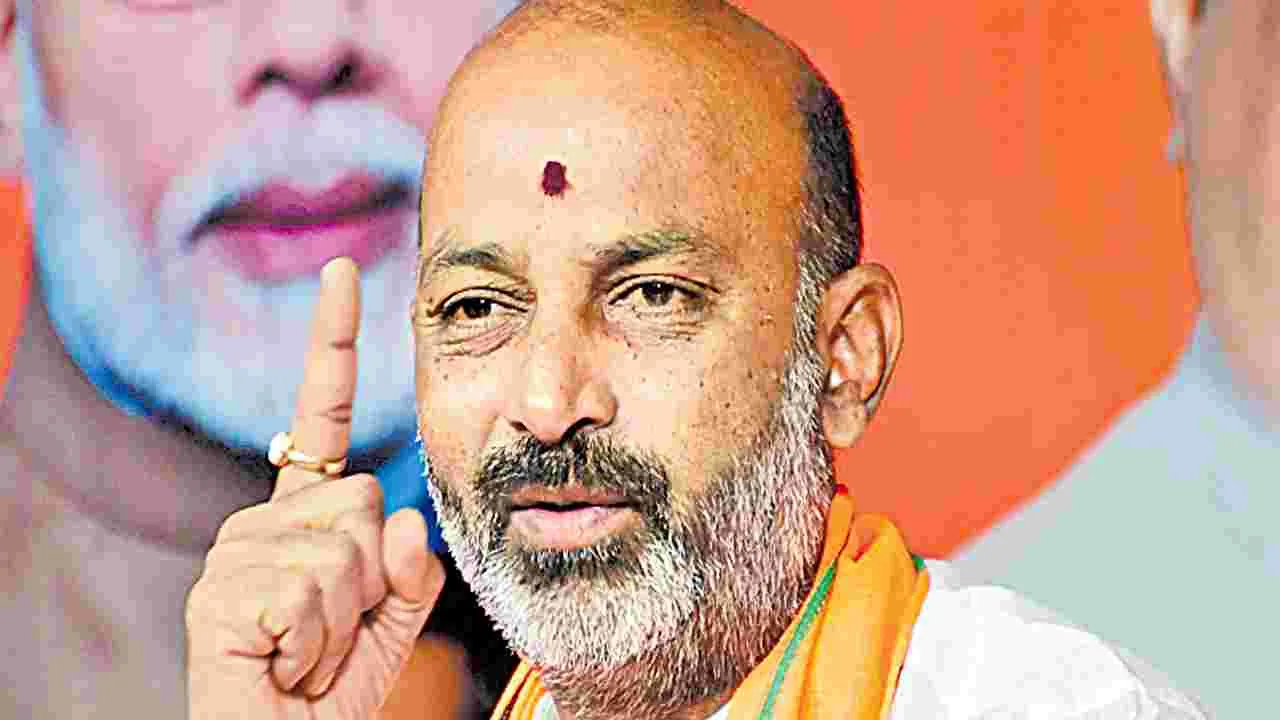 Bandi Sanjay: వాగ్దానాల్లో ఒక్కటీ పూర్తిగా అమలు కాలేదు