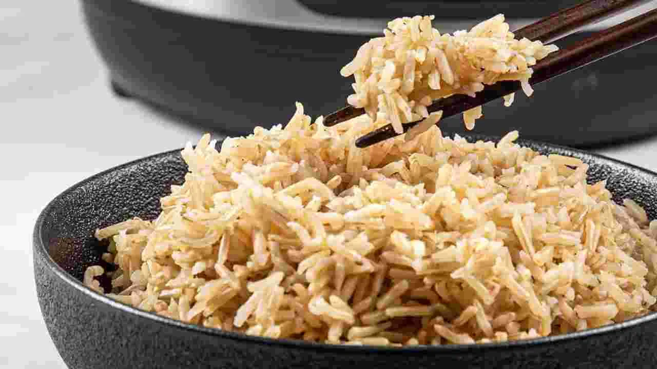 Brown Rice: బ్రౌన్ రైస్ ఎక్కువగా తింటున్నారా.. ఇది తెలుసుకోండి..