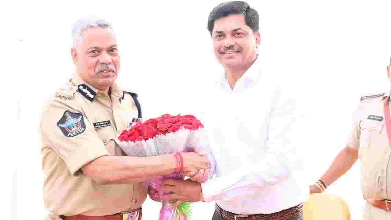 AP DGP: విజయనగరంలో ఏపీ డీజీపీ  ద్వారకా తిరుమల రావు పర్యటన