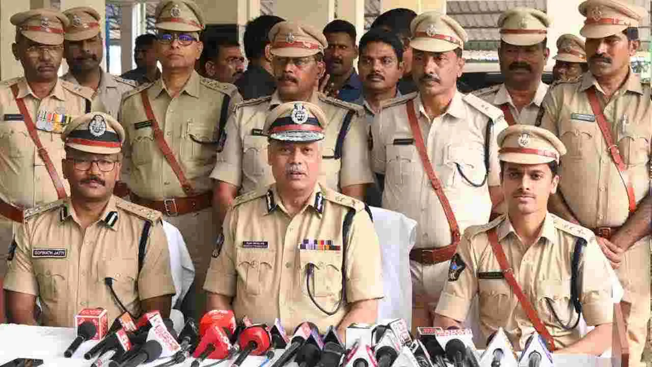 AP DGP: విజయనగరంలో ఏపీ డీజీపీ  ద్వారకా తిరుమల రావు పర్యటన