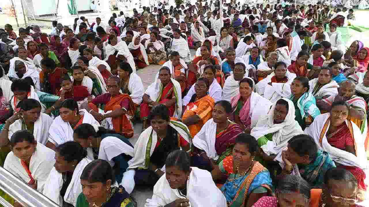 Nagoba Jatara 2025 : నాగోబా జాతరకు వేళాయే... దారులన్నీ కేస్లాపూర్ వైపే..