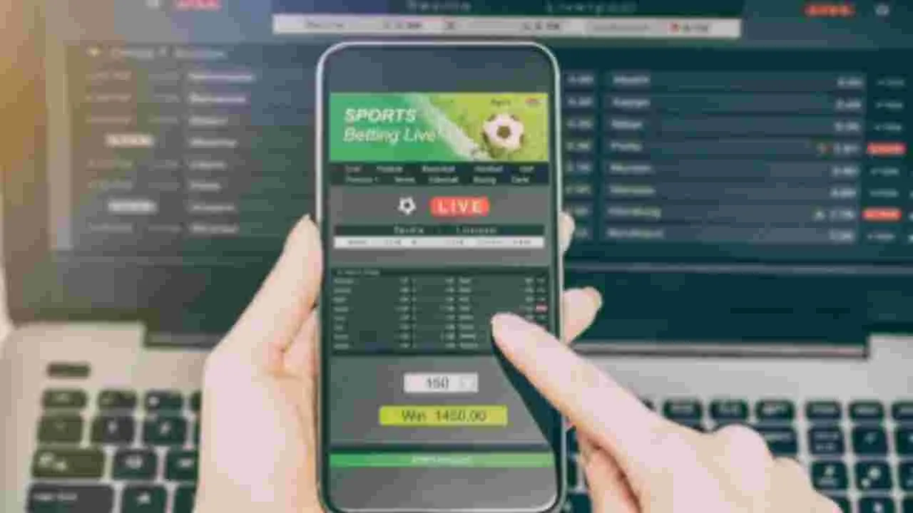 Online Betting: ఆన్‌లైన్ బెట్టింగ్‌లో డబ్బు పోగొట్టుకుంటున్నారా..ఈ చిట్కాలు మీ కోసం..