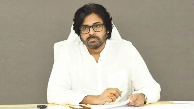 Pawan Kalyan: మహిళలపై అలా ప్రవర్తిస్తే కఠిన చర్యలు.. పవన్ కల్యాణ్ మాస్ వార్నింగ్