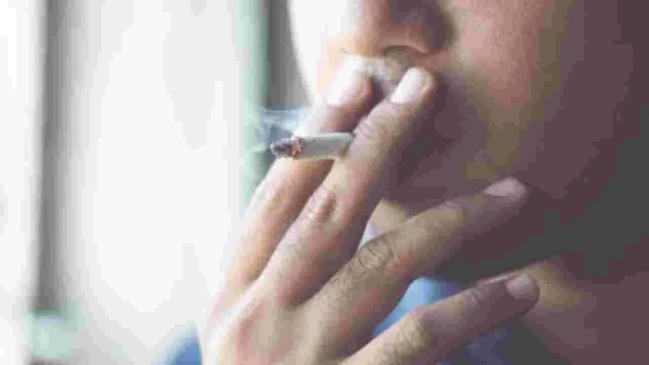Smoking: సిగరెట్ తాగడం వల్ల ఒత్తిడి తగ్గుతుందా.. ఇందులో నిజమెంత..