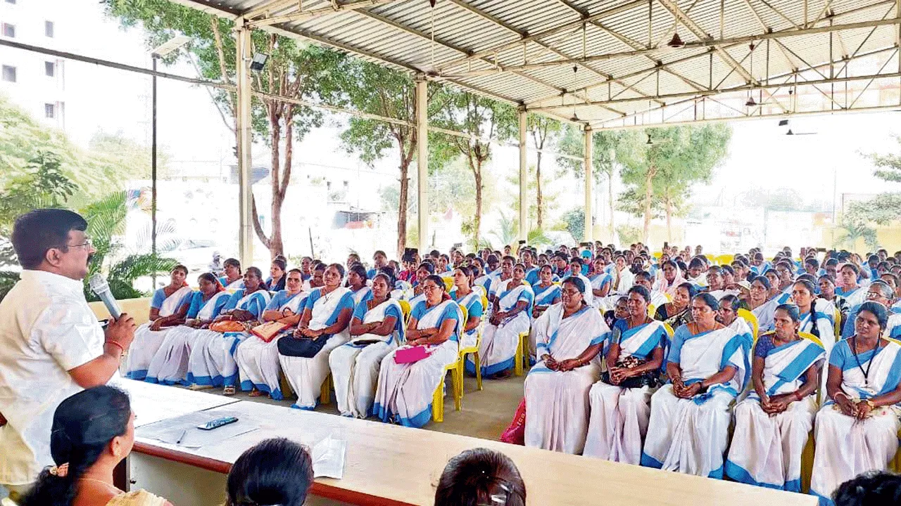 ప్రసవాలు ప్రభుత్వాసుపత్రిలో చేయించాలి