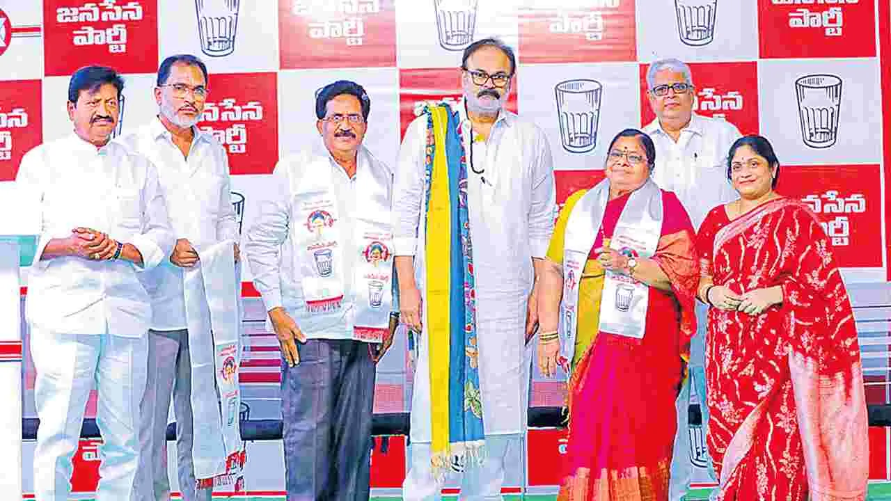 Nagababu : వ్యక్తిగత అజెండాలు వదలండి