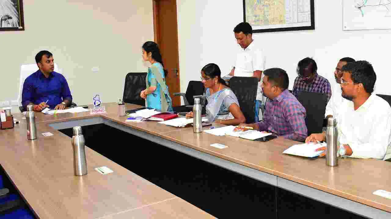 మున్సిపల్ విధులను పకడ్బందీగా నిర్వహించాలి