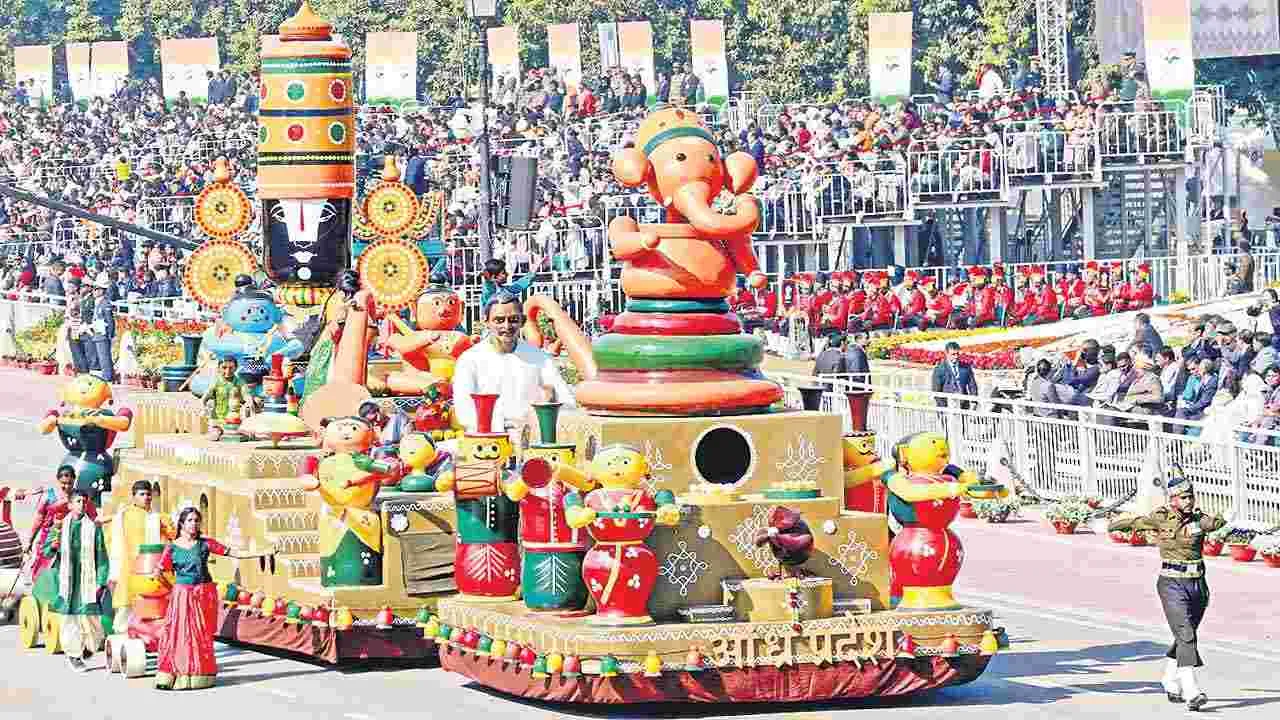 Republic Day Parade: భళా ఏటికొప్పాక కళ