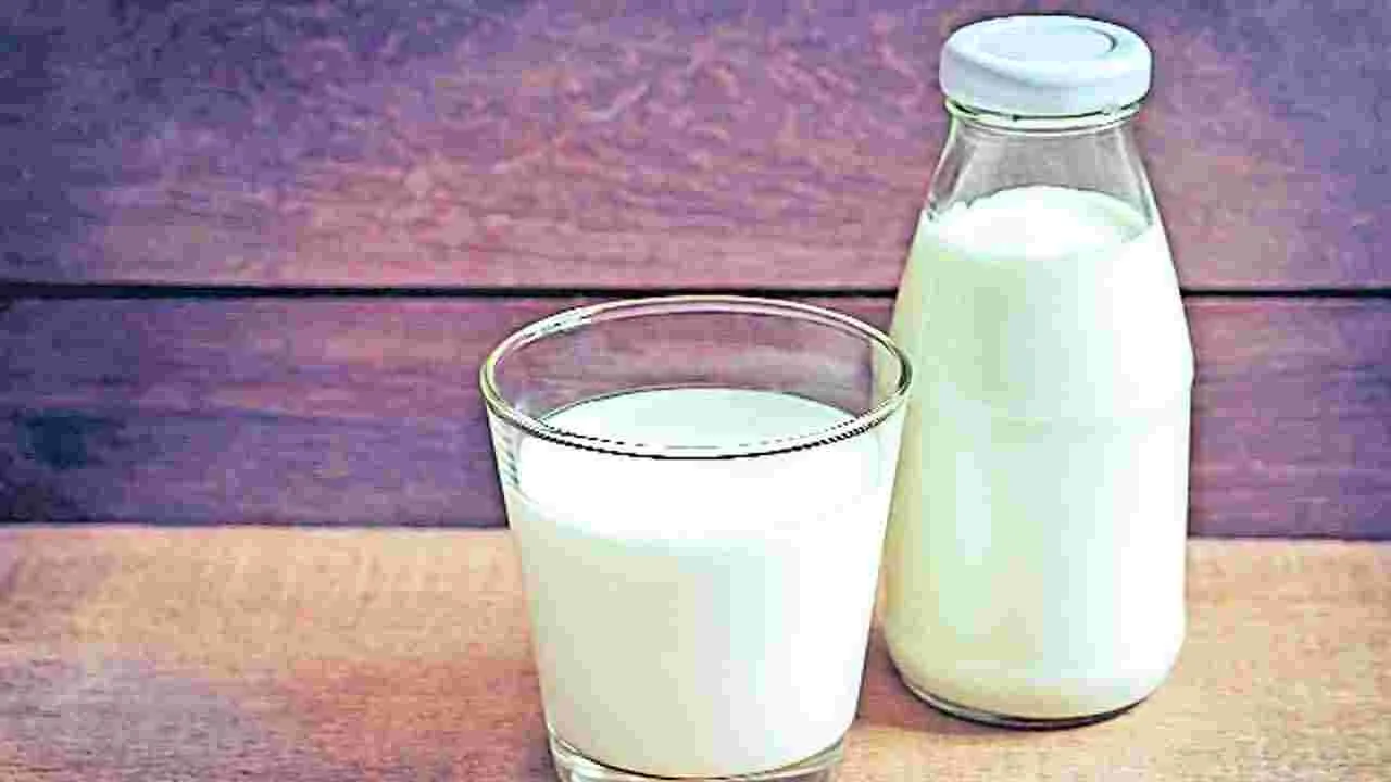 Milk Purity: పాలలో కల్తీని ఇలా గుర్తించండి!