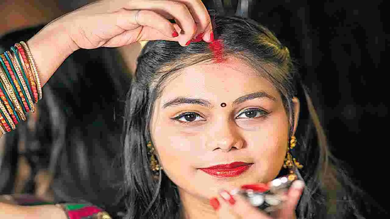 Natural Kumkum : ఇంట్లోనే కుంకుమ తయారీ ఇలా...