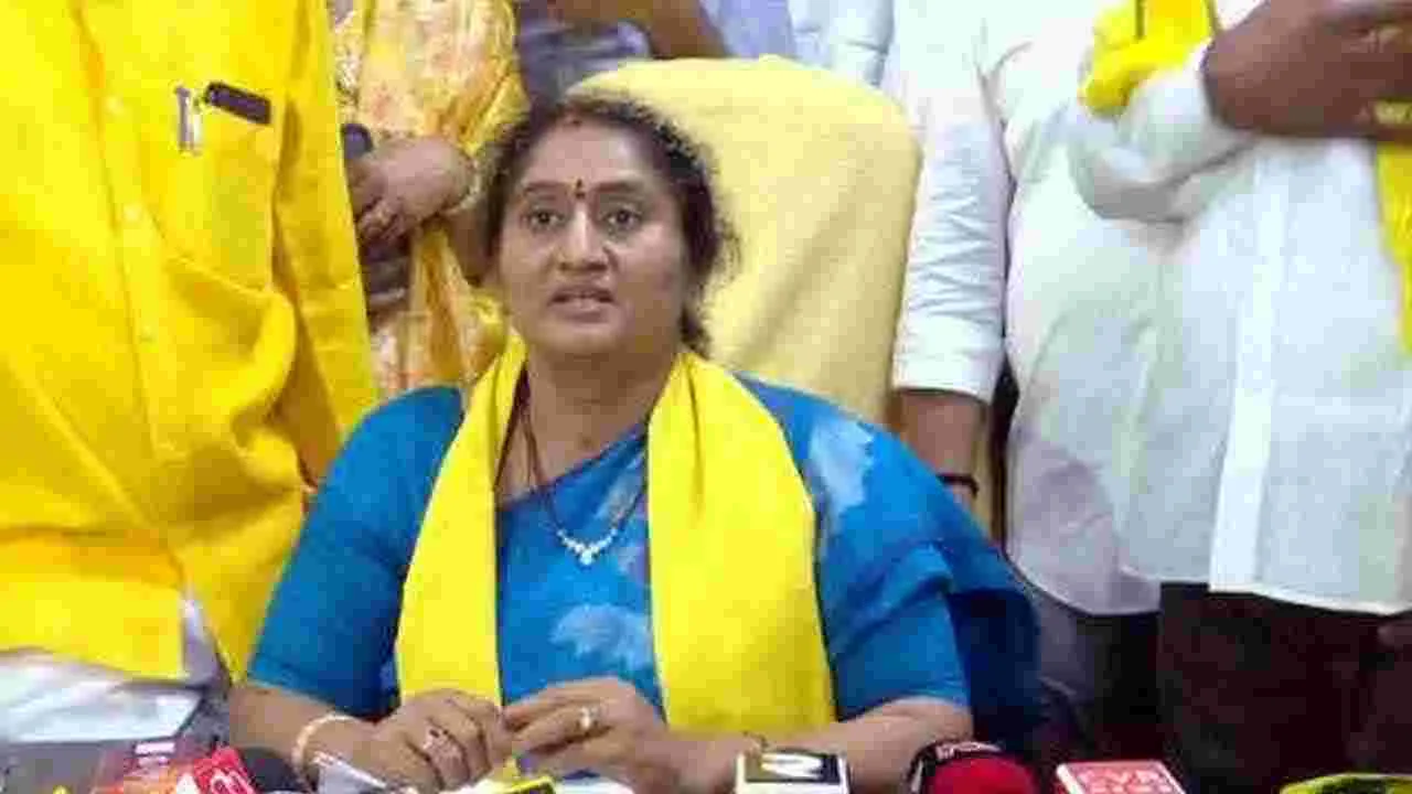 Kadapa: జగన్ ప్రభుత్వంపై నిప్పులు చెరిగిన మంత్రి.. ఆ జిల్లాను నాశనం చేశారంటూ ఆగ్రహం..