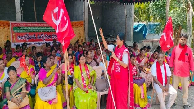 అంగన్‌వాడీల సమస్యలు పరిష్కరించాలి