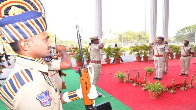 సామాన్యుడికి న్యాయం జరిగేలా కృషి