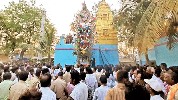 కన్నుల పండువగా.. బసవేశ్వరస్వామి రథోత్సవం