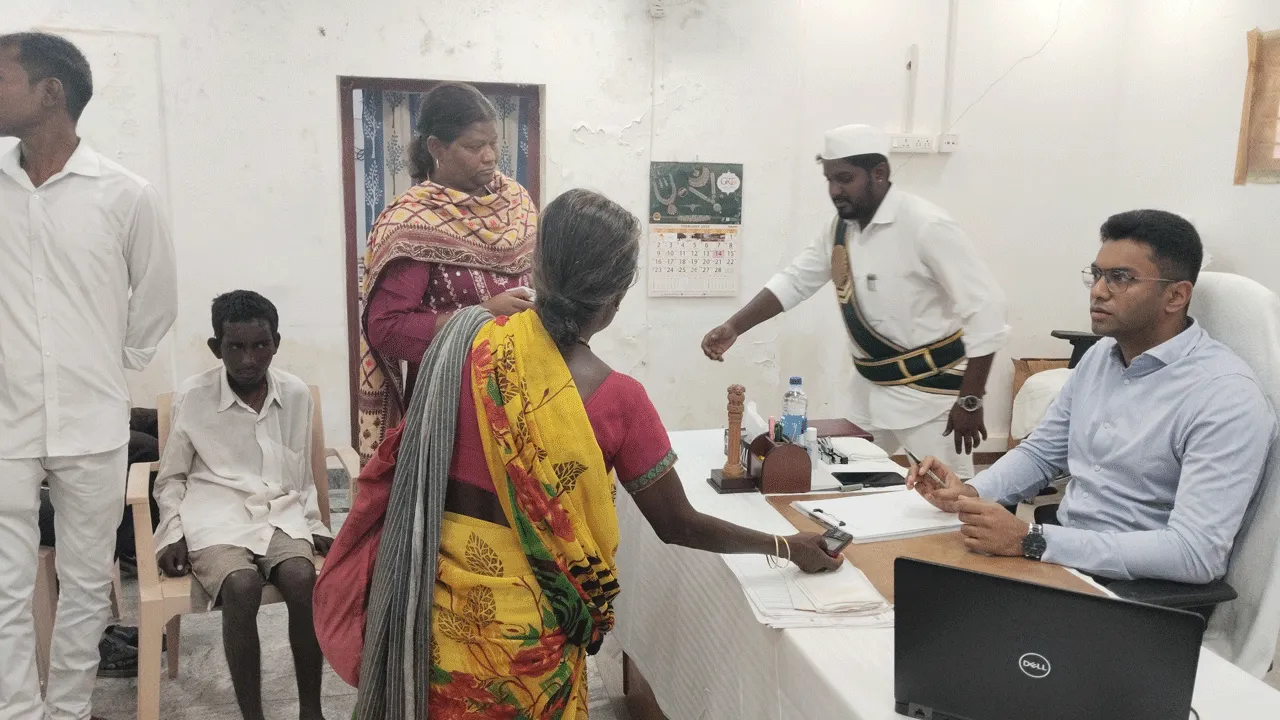 భూ సమస్యల పరిష్కారానికి ఫిర్యాదుల వెల్లువ