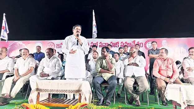 పవన్ నిర్ణయంతో రాష్ట్ర దశ, దిశ మారాయి
