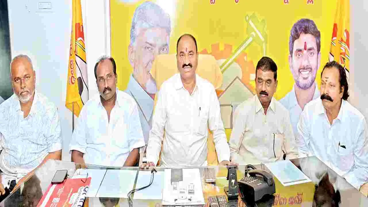 అభివృద్ధిని జీర్ణించుకోలేని జగన్