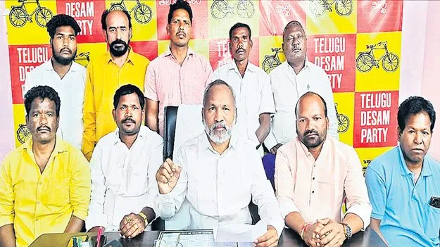 యువత పోరు పేరిట వైసీపీ నాటకాలు