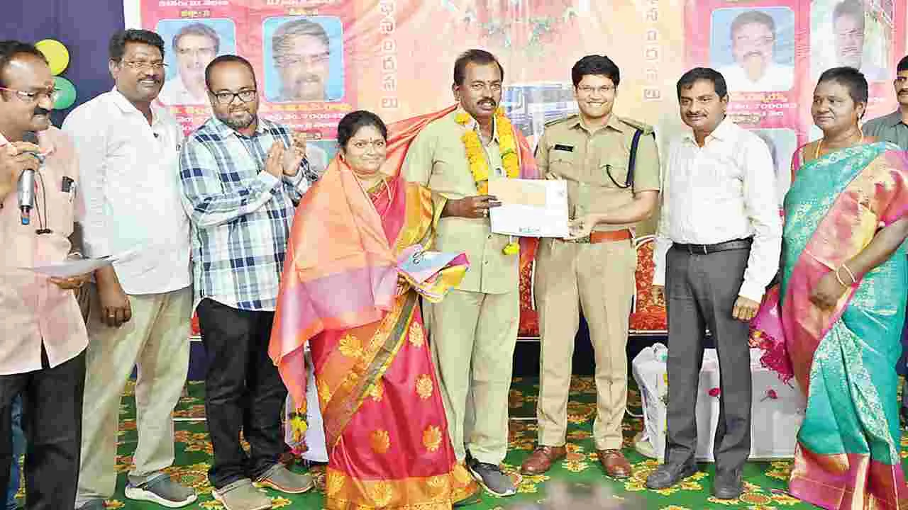 ఆర్టీసీ సేవలు ప్రశంసనీయం