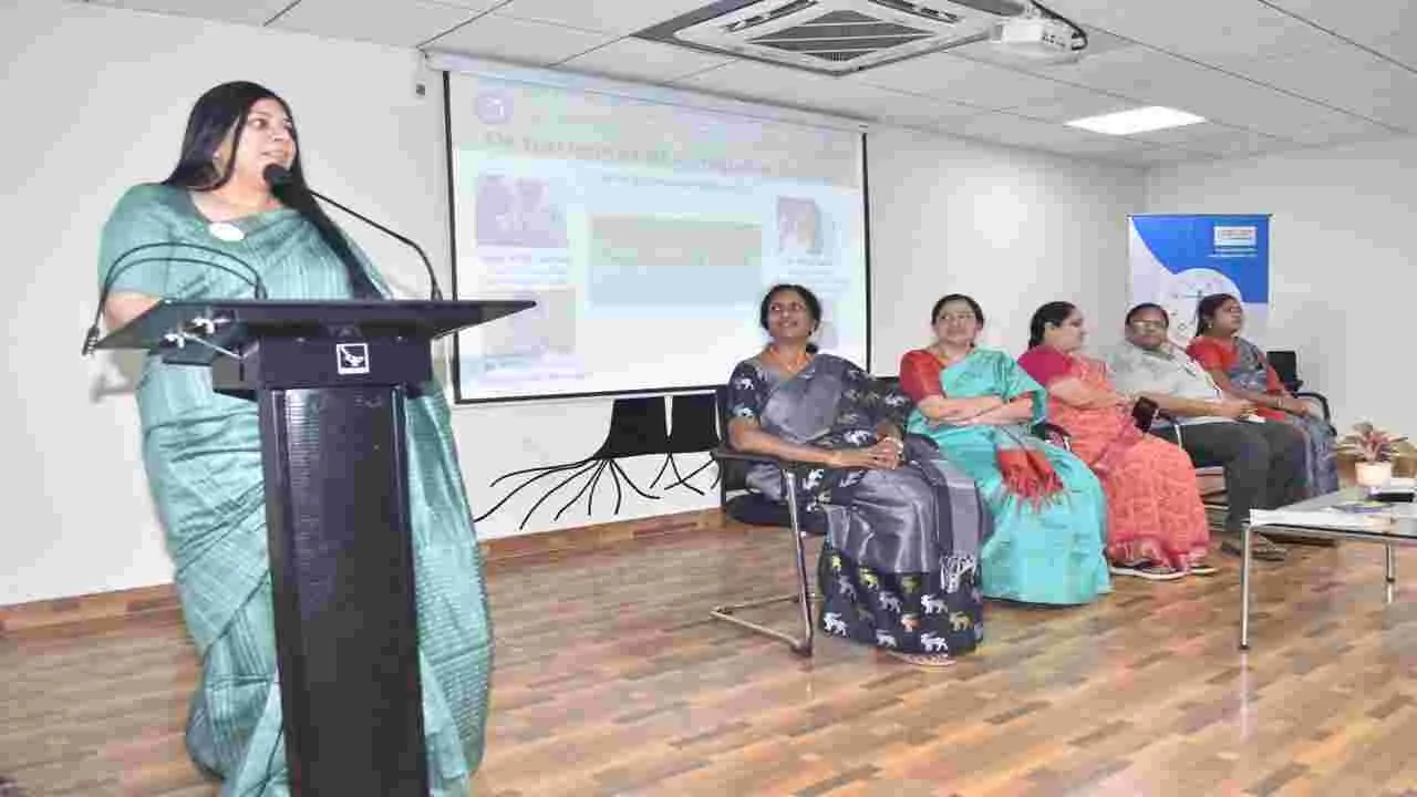 యాష్తో వృత్తిపరమైన అభివృద్ధి