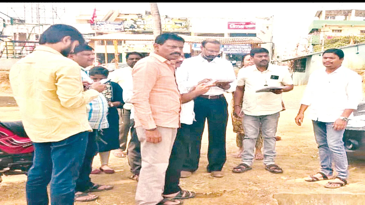 పట్టుమహాదేవి కోనేరు పరిశీలన