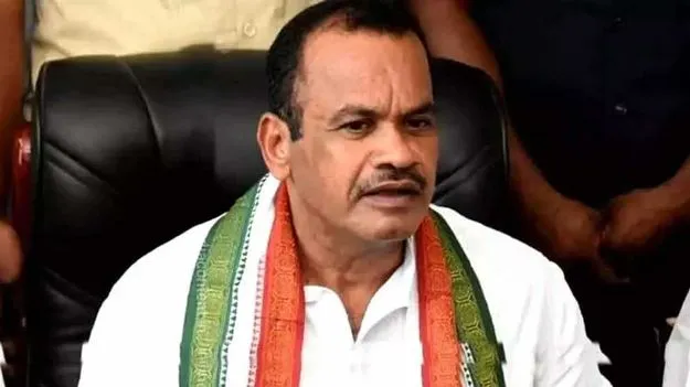 రూ.1,000 కోట్లతో ఏఎమ్మార్పీ కాల్వల మరమ్మతులు: మంత్రి కోమటిరెడ్డి  