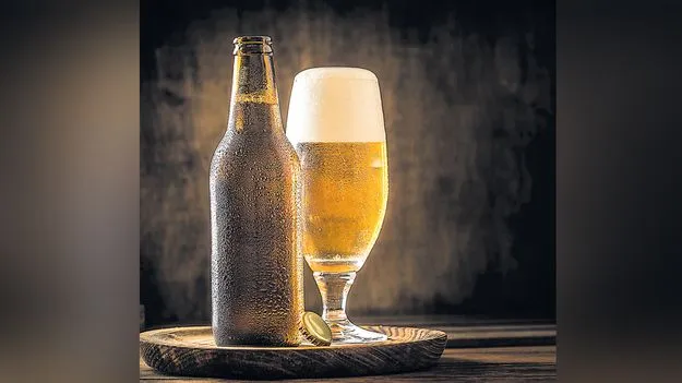 Alcohol Sales: మత్తు తగ్గింది