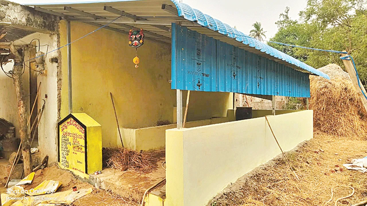పనులు చేశారు.. బిల్లులు మరిచారు