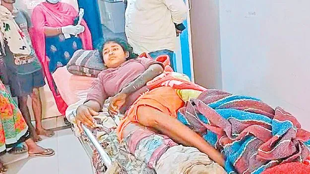 Landmine Blast: కట్టెల కోసం వెళితే కాలు పోయింది