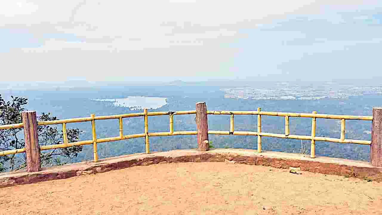 Tourism: నల్లమలలో పర్యాటకం పరుగులు !