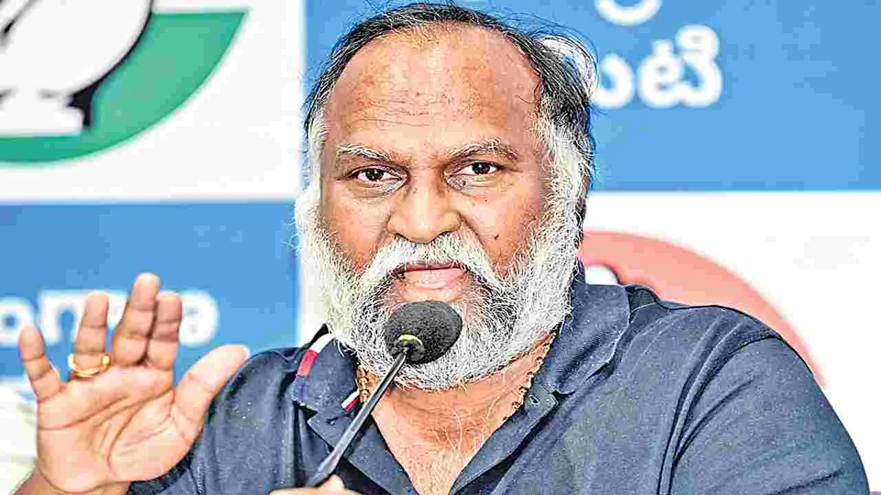 Jagga Reddy: వచ్చే ఎన్నికల్లో 300 ఎంపీ సీట్లతో ప్రజలు రాహుల్ను ప్రధానిని చేస్తారు
