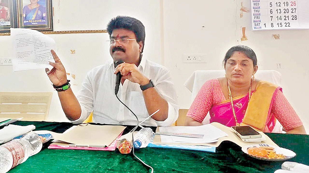 ప్రతి తరగతికి ఒక ఉపాధ్యాయుడు