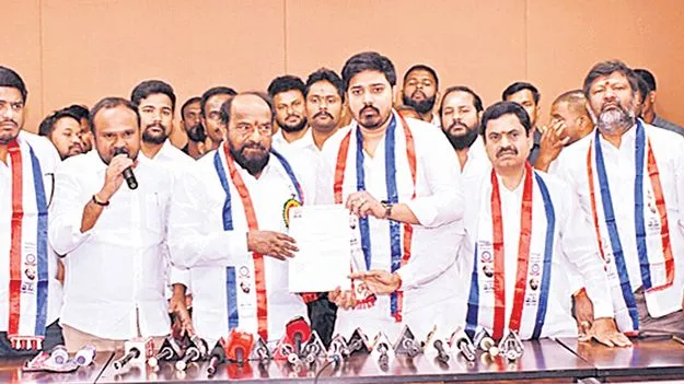 బీసీ సంక్షేమ సంఘం రాష్ట్ర అధ్యక్షుడిగా గవ్వల