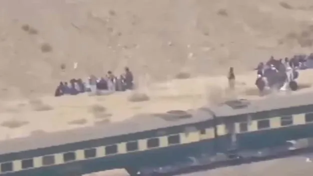Pak Train Hijack Taliban: పాక్ రైలు హైజాకింగ్.. తాలిబాన్ల కీలక ప్రకటన