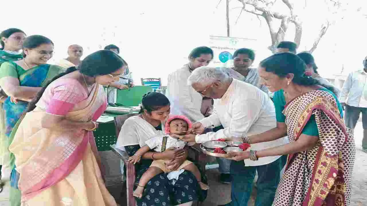 పోషకాహారం తీసుకుంటేనే ఆరోగ్యం