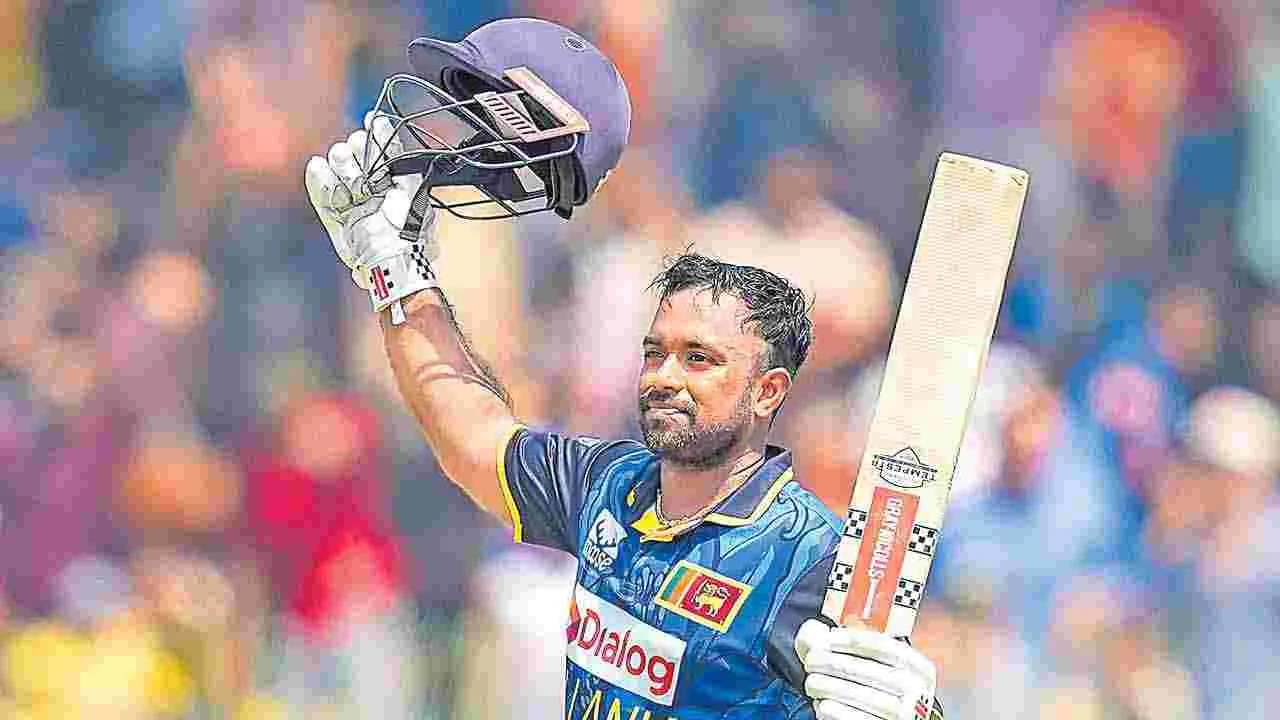 ‘ముక్కోణం’ ఫైనల్లో పాక్