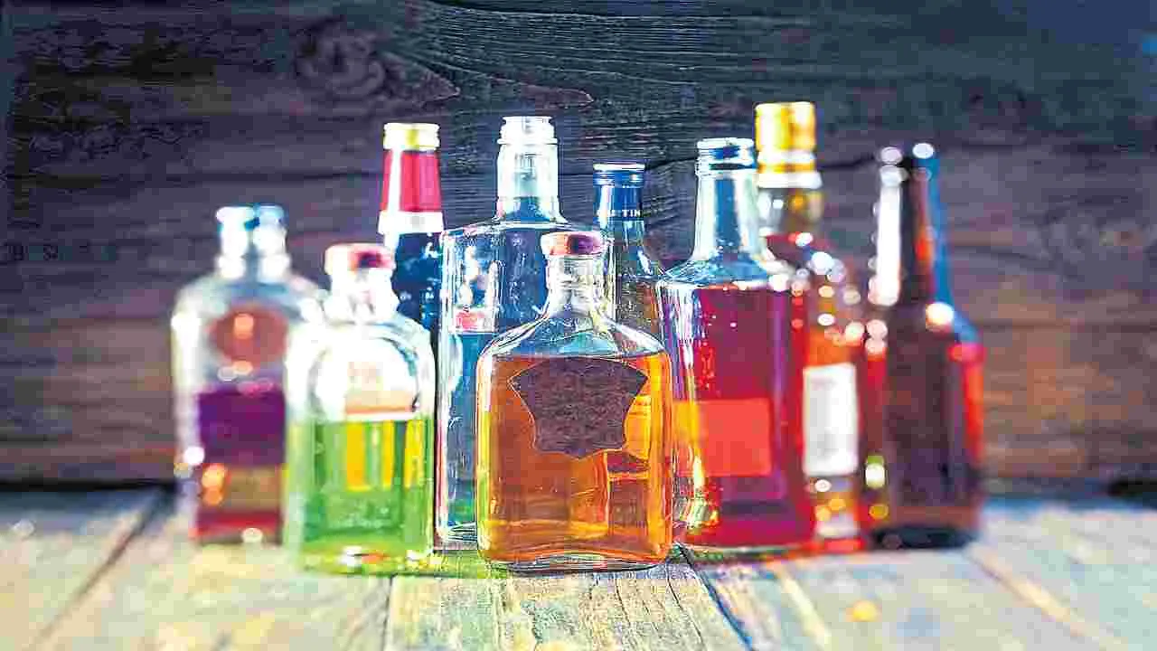 Liquor Policy : ఎక్సైజ్ లెక్క తప్పింది