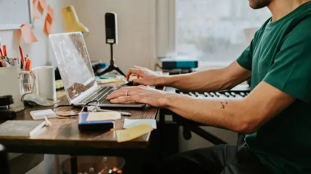 Company with No women: పట్టుబట్టి మరీ మహిళలే లేని కంపెనీలో చేరాడు.. చివరకు ఏం జరిగిందంటే.. 