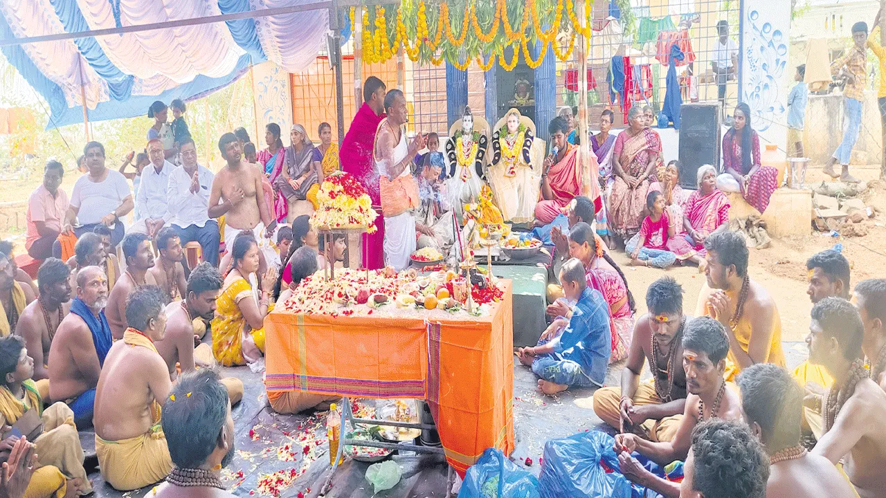 కనుల పండువగా కల్యాణం
