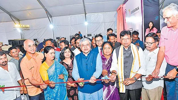 దేశీయంగా ఈవీల తయారీకే ప్రాధాన్యం