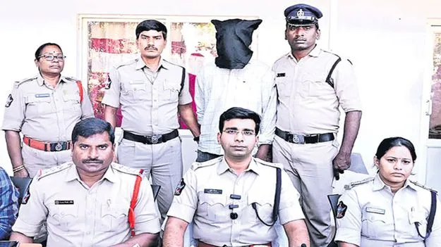 ట్రాన్స్జెండర్ హత్య కేసులో నిందితుడి అరెస్టు