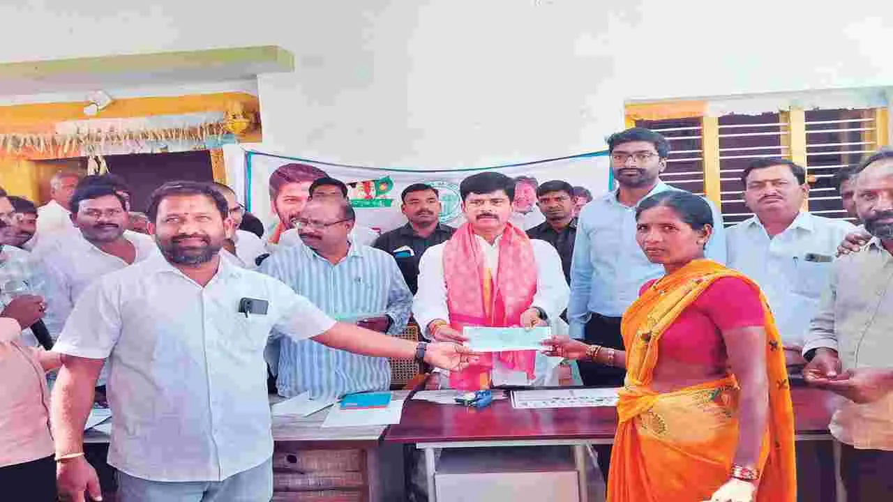 పేదల సంక్షేమమే ప్రభుత్వ ధ్యేయం
