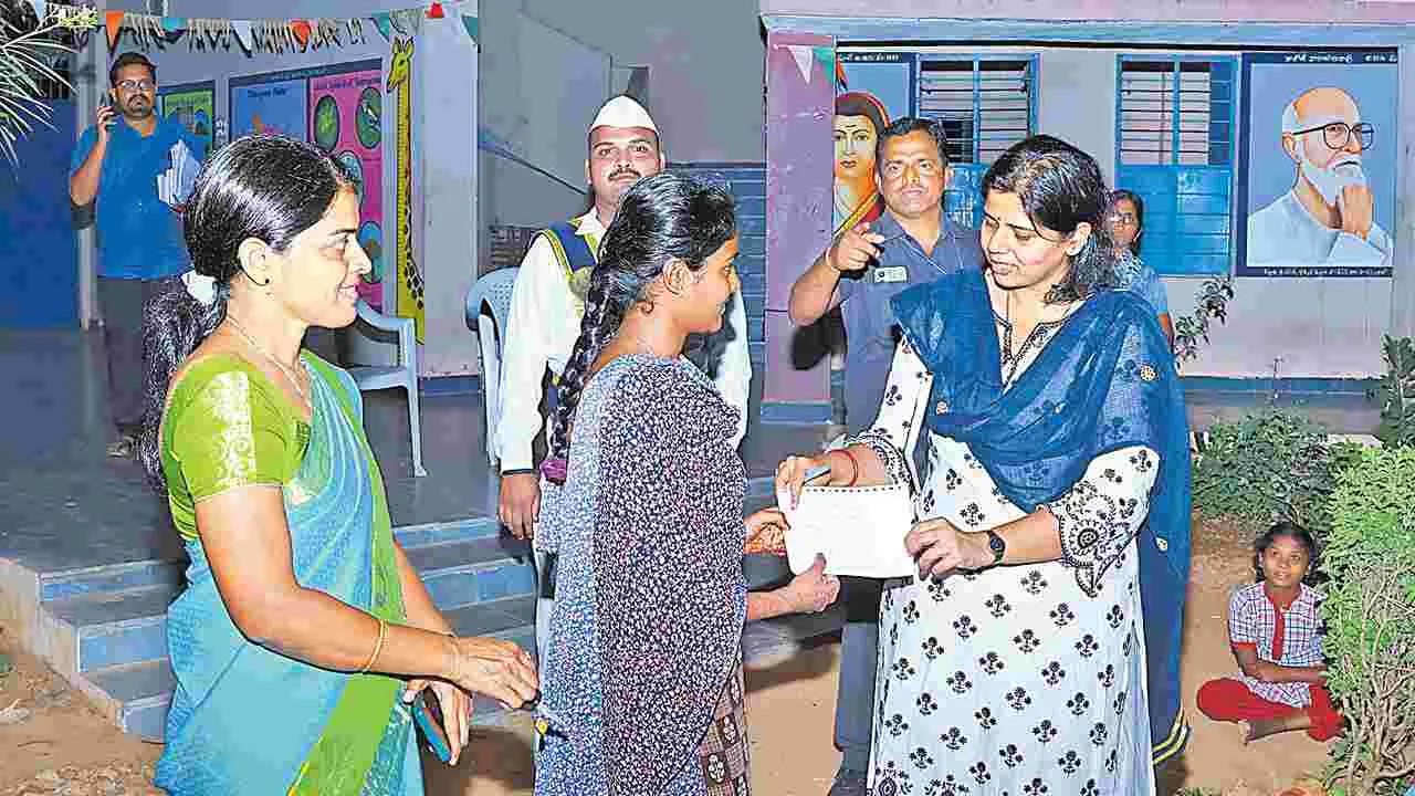 10/10 జీపీఏ సాధిస్తే విమాన ప్రయాణం చేయిస్తా