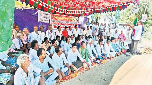 గోవాడ షుగర్స్పై సర్కార్ నిర్లక్ష్యం