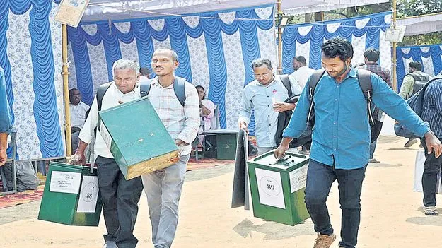 ఎన్నికల సందడి
