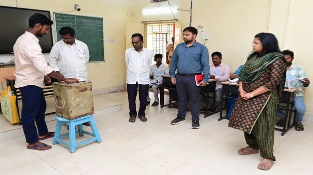 ఎమ్మెల్సీ పోలింగ్‌ 69.5%