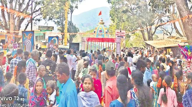 మత్స్యగుండంలో భక్తజన సందడి