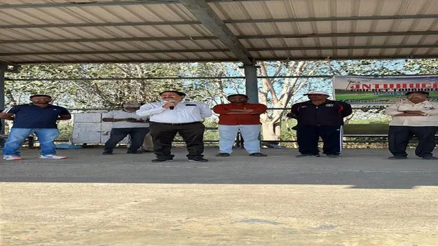 విద్యార్థులు క్రీడాస్ఫూర్తిని కనబరచాలి