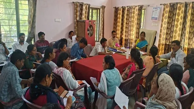అర్హులందరికీ ‘ఉపాధి’ కల్పించాలి